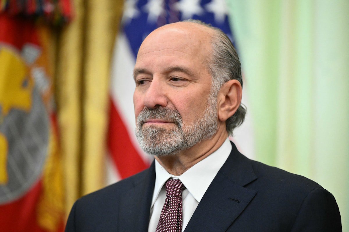 Democrats Investigate Howard Lutnick Over $1.6 Billion Deal