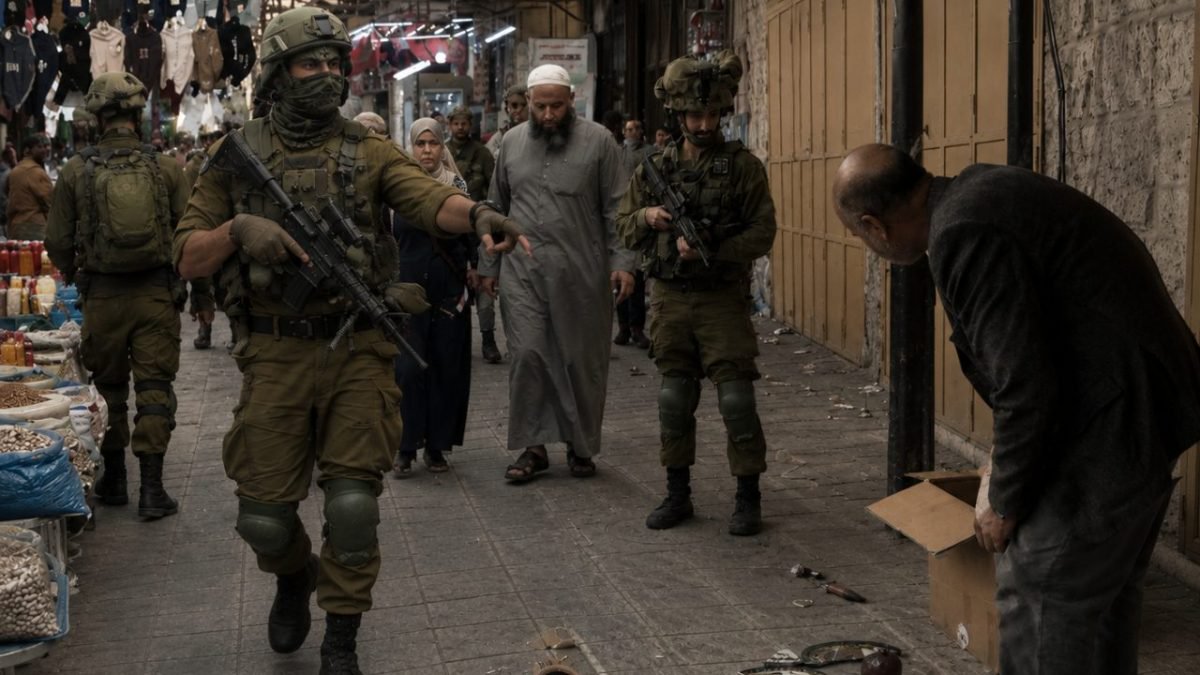 West Bank Faces Economic Crisis as Israel Withholds Tax Revenue and Work Permits