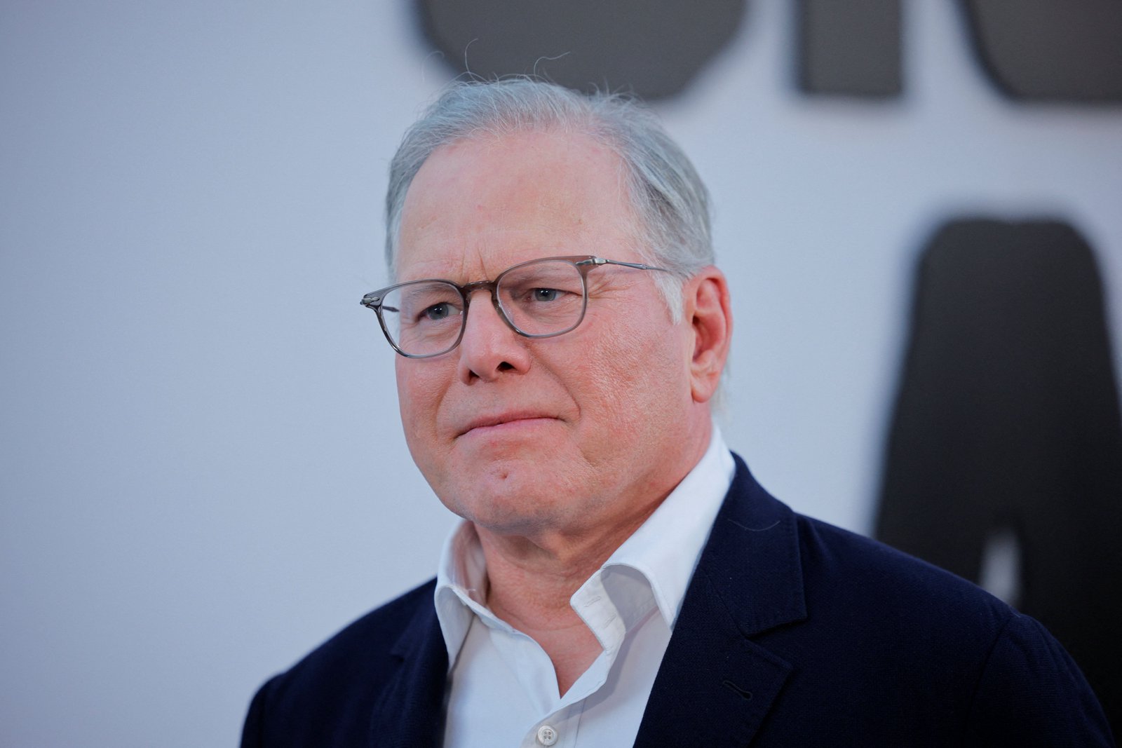 Zaslav meets with Comcast executives as bidding war ramps up