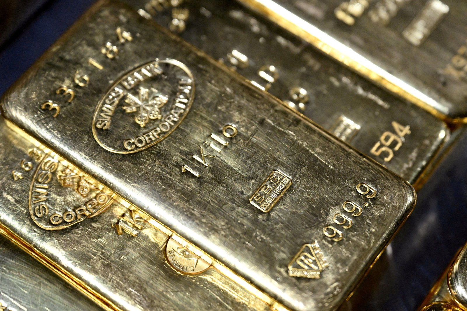 Zimbabwe gold miner plans to double annual output