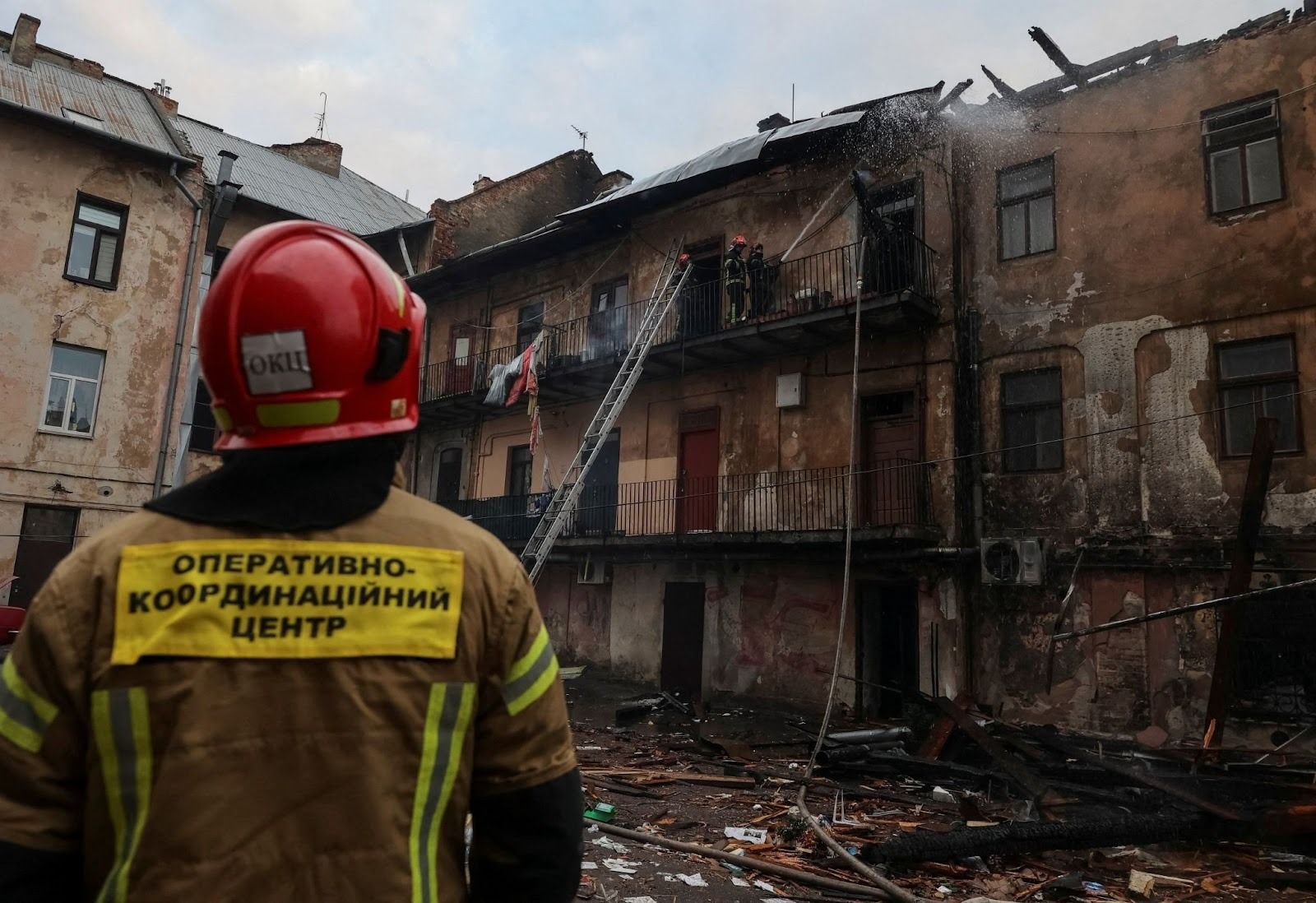 Russia launches largest Ukraine attack