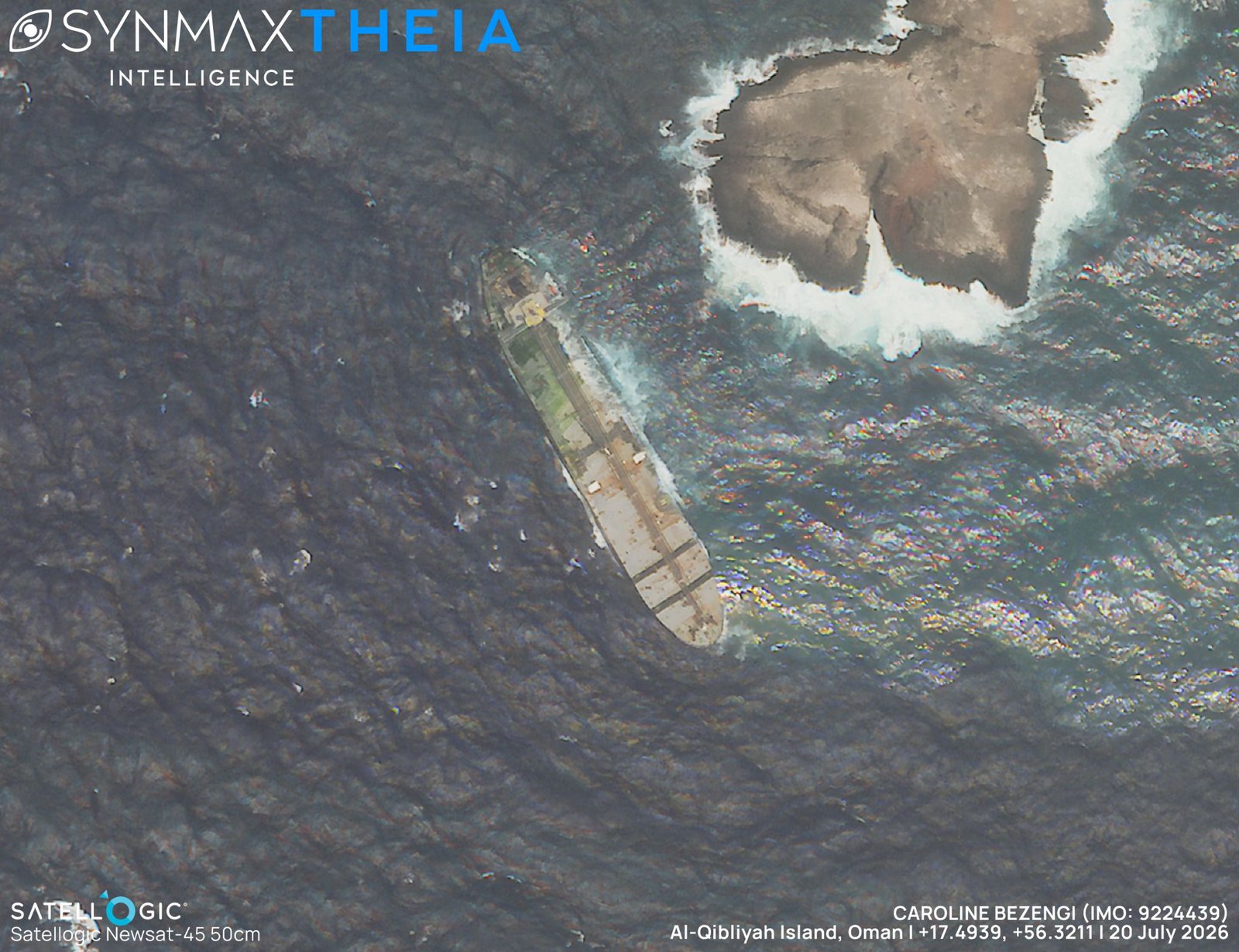Abandoned Russian shadow-fleet tanker leaks oil off Oman