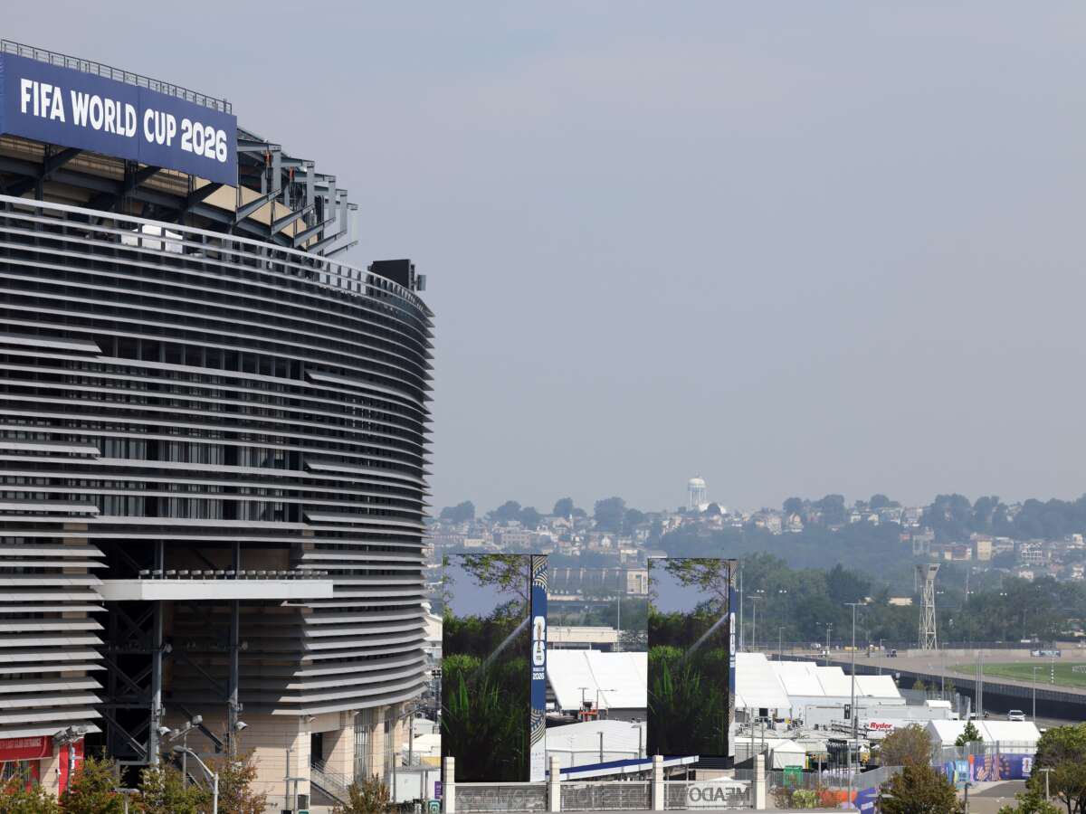 Wildfire Smoke Threatens the World Cup Final
