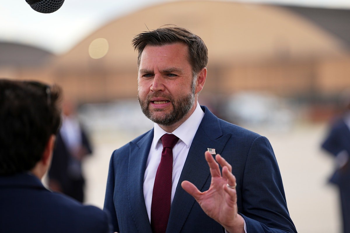 JD Vance Isn’t Handling Republicans’ Defeat in Los Angeles Very Well