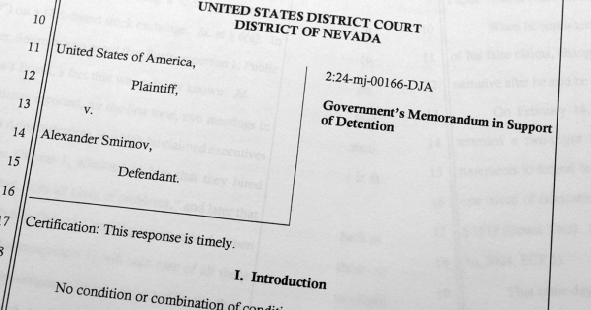 Why Is Trump’s DOJ Still Helping the Russian-Linked Liar Who Smeared Biden?