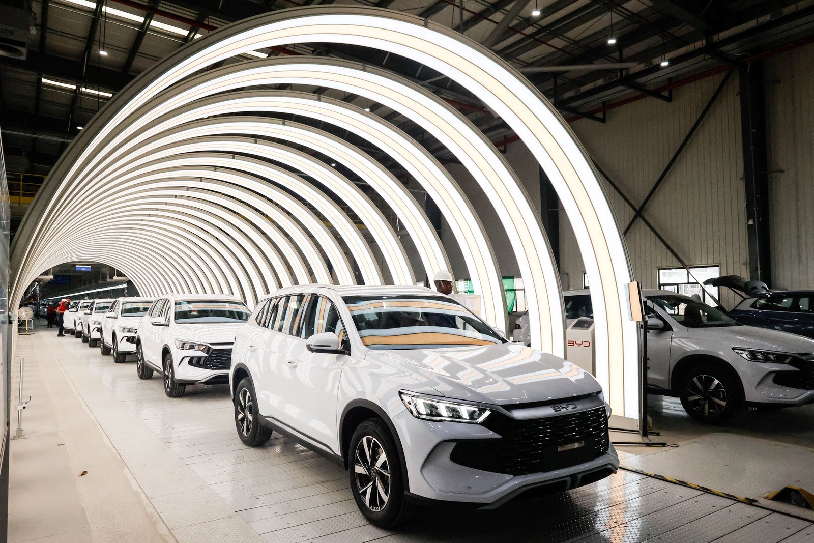 BYD sales rise for third straight month on exports surge