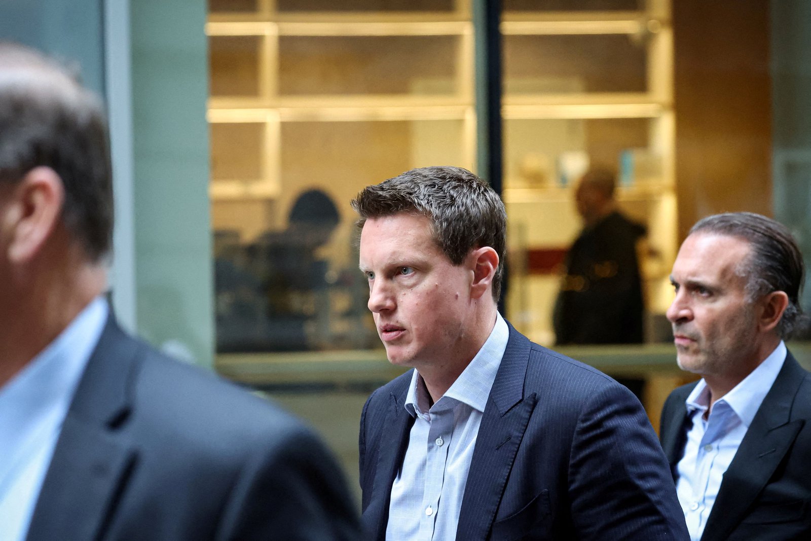 Opposition to Netflix-Warner deal grows in Washington