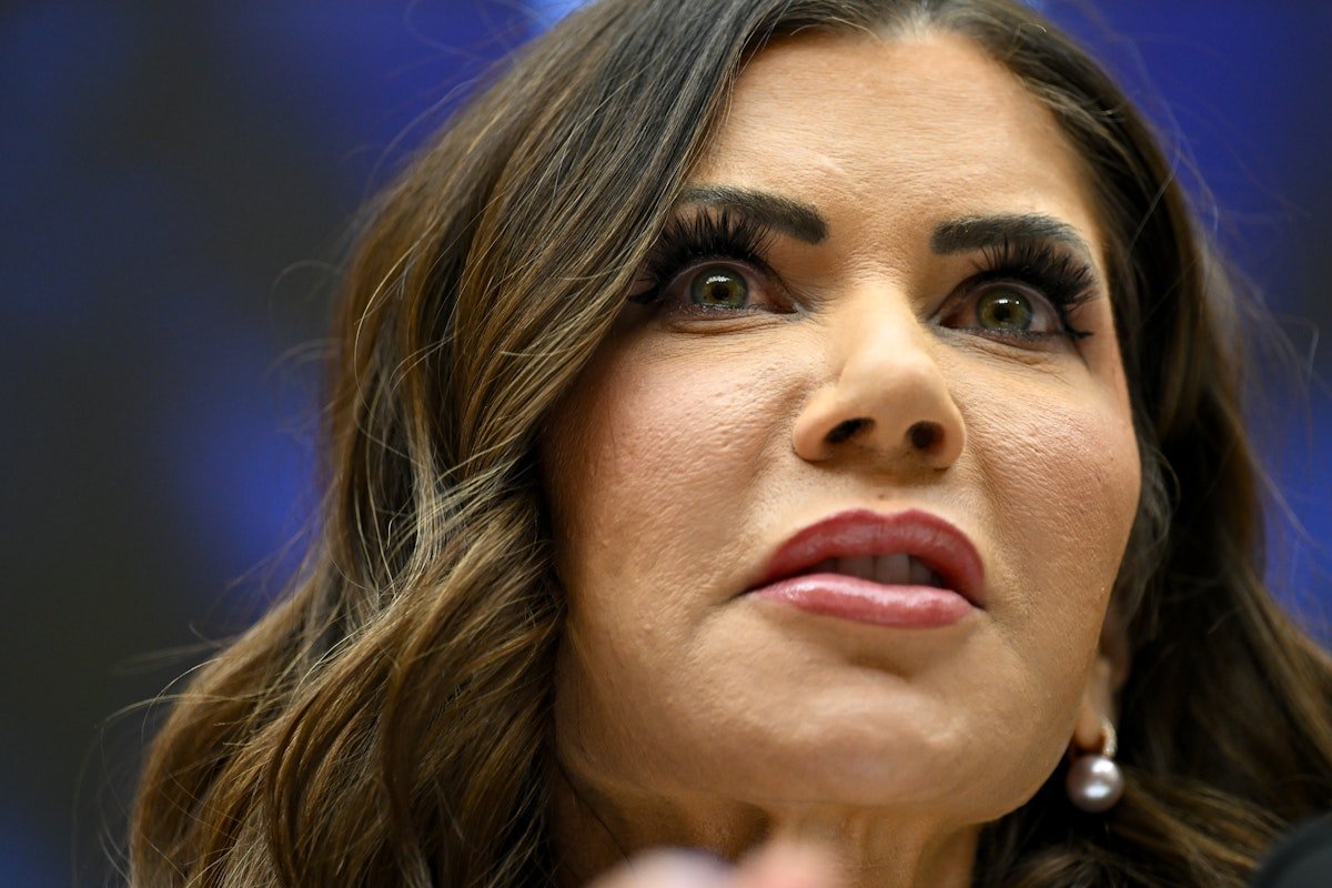 Noem Stumbles Over ICE Chief’s Comment on Minnesota Domestic Terrorism