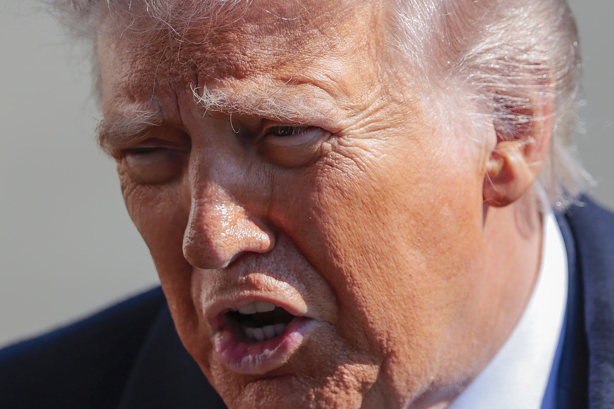 Trump’s Fury at Canada Backfires in Surprise Blow to GOP’s 2026 Hopes