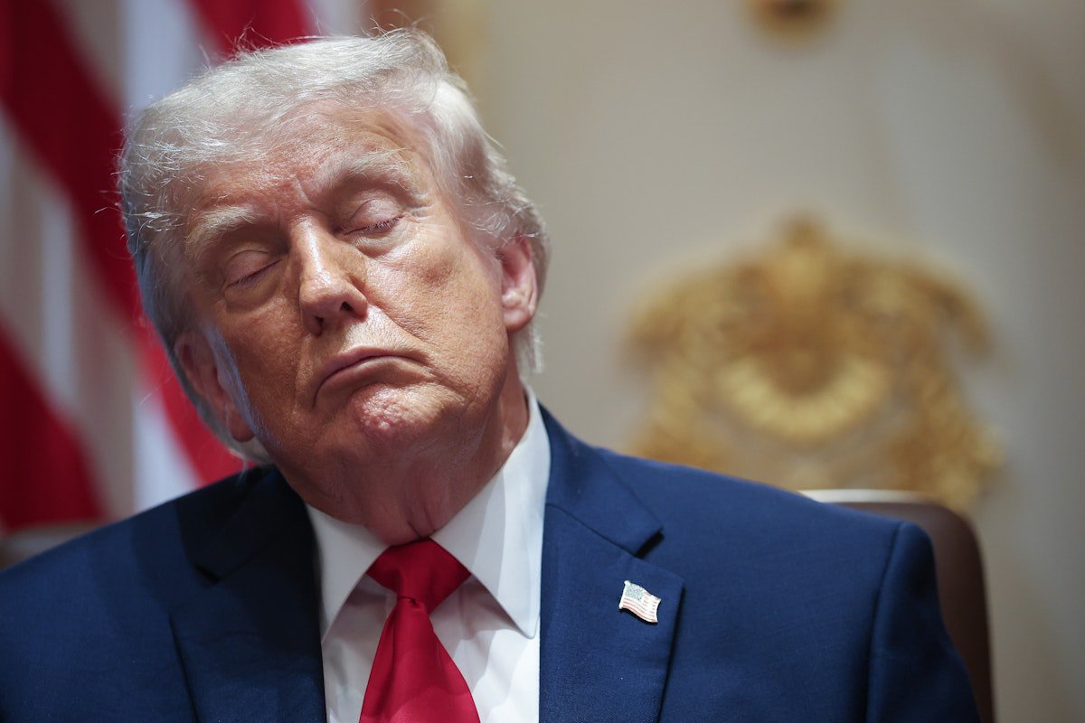 What Trump’s Vanity Projects Reveal About His Mental Health
