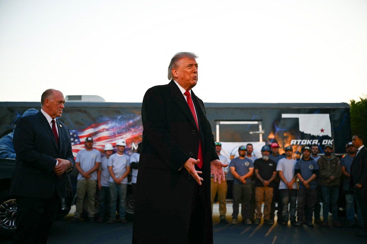 Trump Threatens to Nuke Iran as He Tries to Break Blockade
