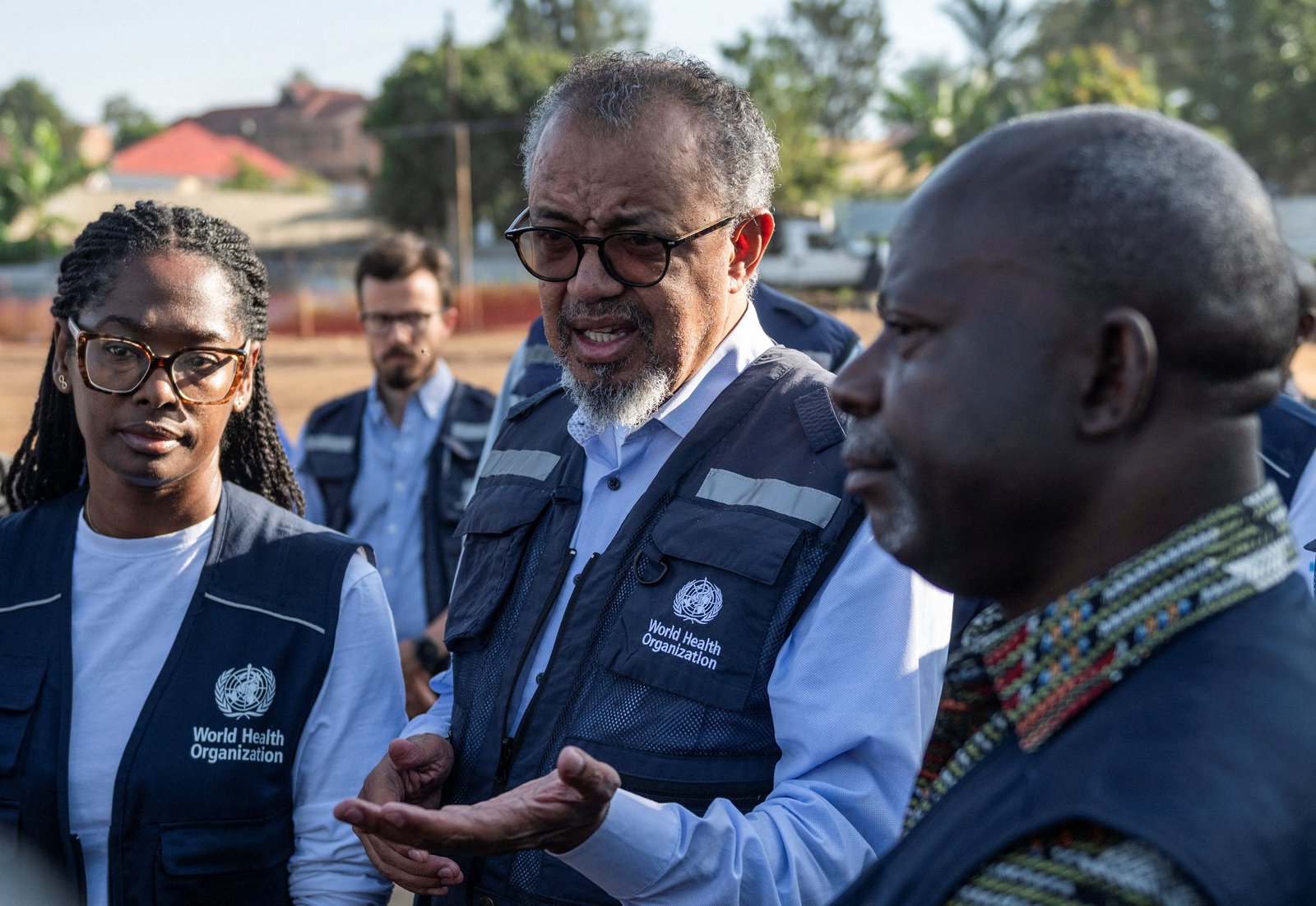 Democrats push Trump to coordinate with WHO on Ebola