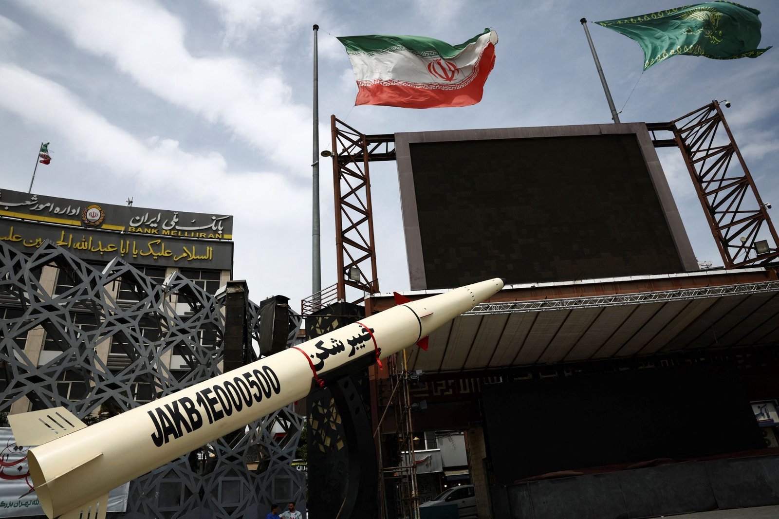 Iran reportedly maintains access to missile sites along Hormuz