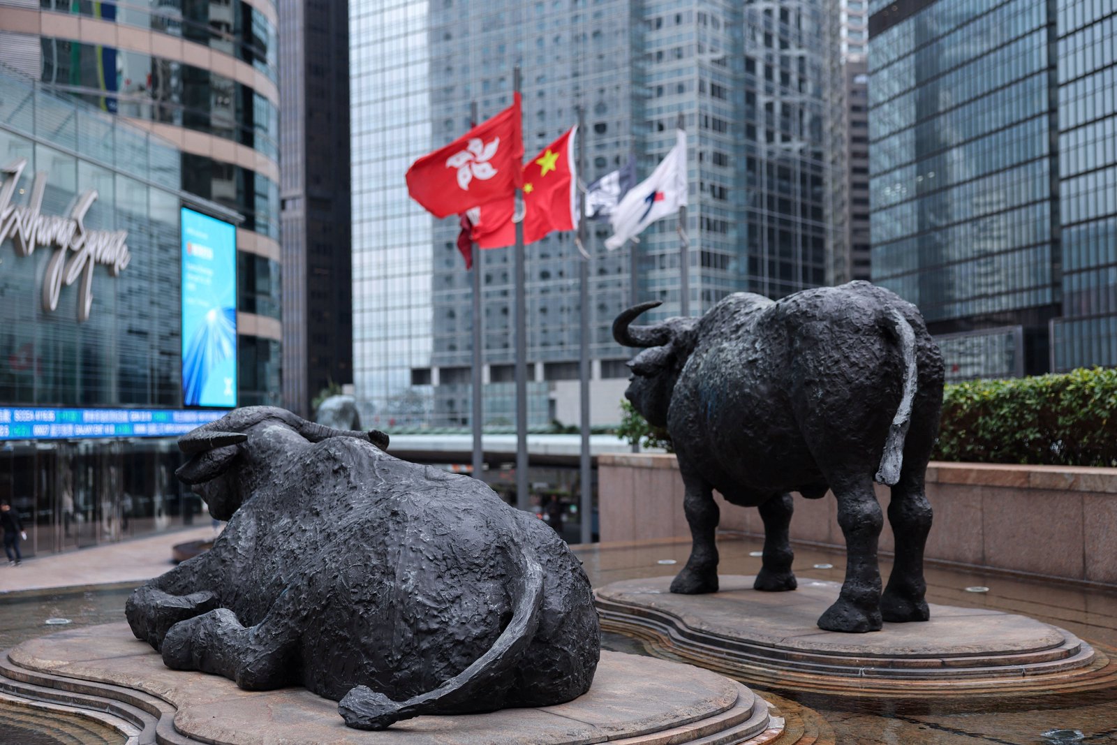 Chinese AI firm Zhipu plans billion-dollar share sale amid rally