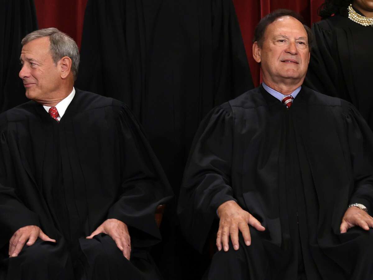 Right-Wing Supreme Court Rules in Trump’s Favor in 2 Anti-Immigration Cases