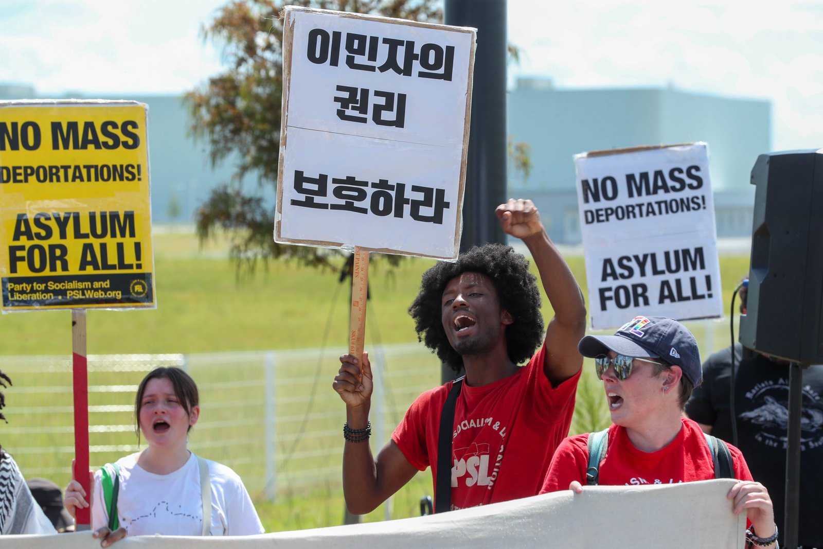 South Korea negotiates release of workers detained in US immigration raid