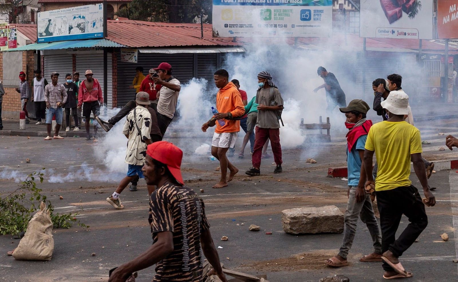 Madagascar dissolves its government amid deadly protests