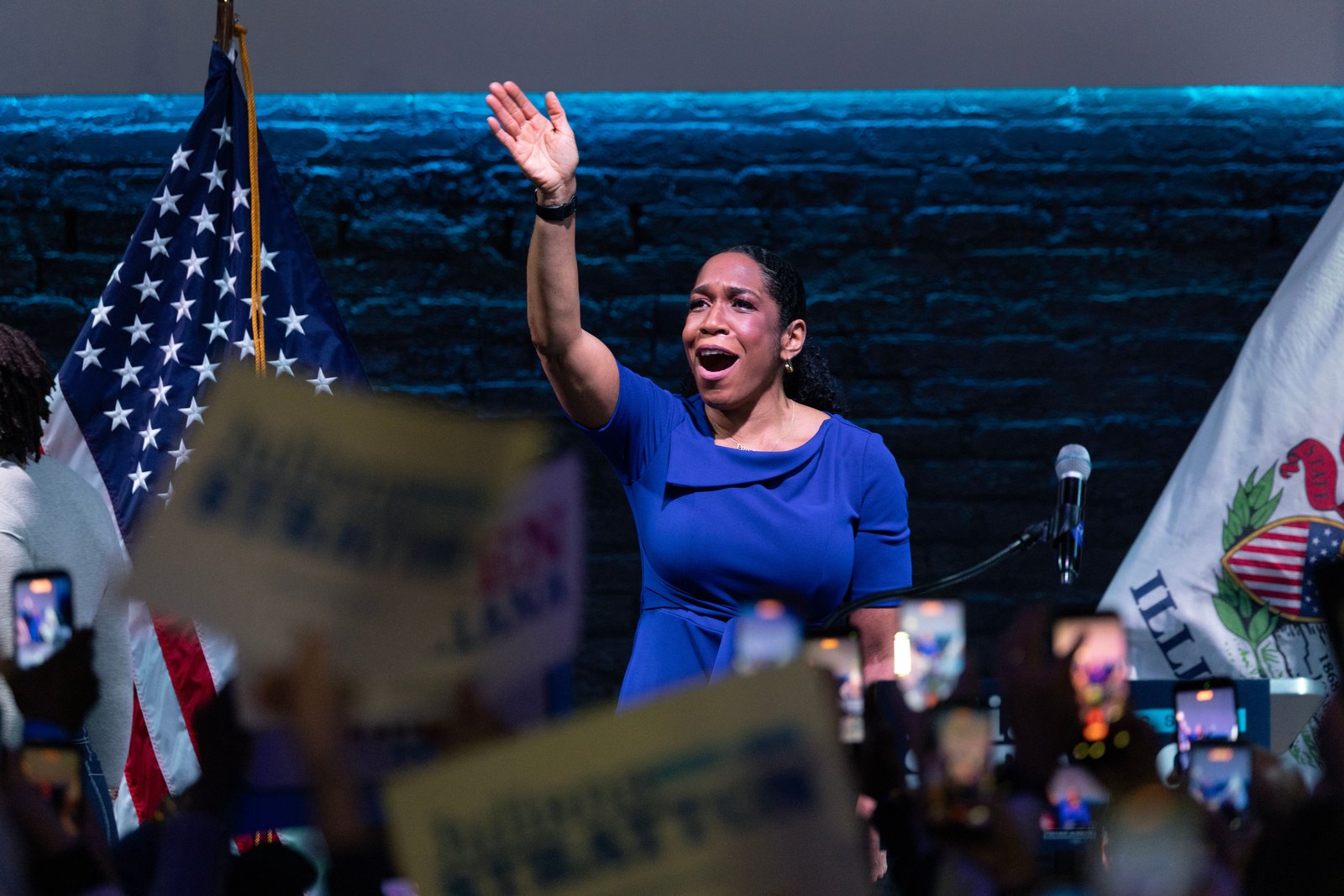 Big-spending Democratic PACs see mixed results in Illinois